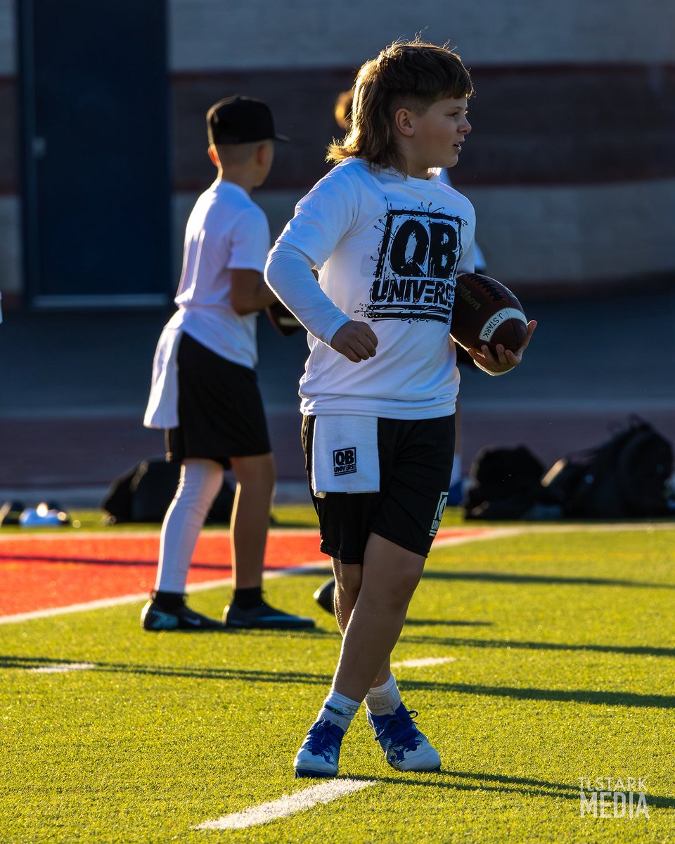 JamesonJStark's tweet photo. @QBUniverseQBU weekend (day 2) - 1/31

📸: @tlstarkmedia https://t.co/ELvu0L55ik