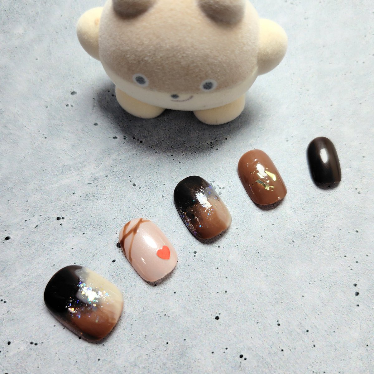 2月になったのでフォロワーさんに自己紹介しようぜ ayaです