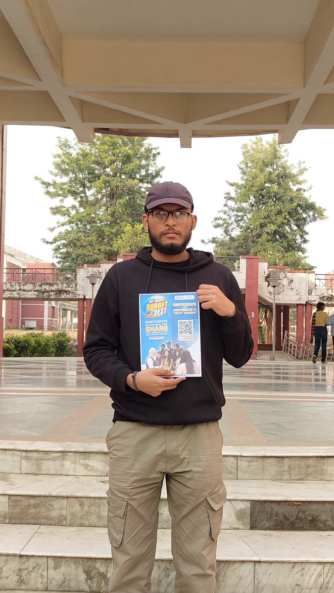 NSSsmvdu's tweet photo. NSS Volunteers of RD Delhi encouraging volunteers to participate in the MY BHARAT Budget Quest https://t.co/7DPtmr3oPW