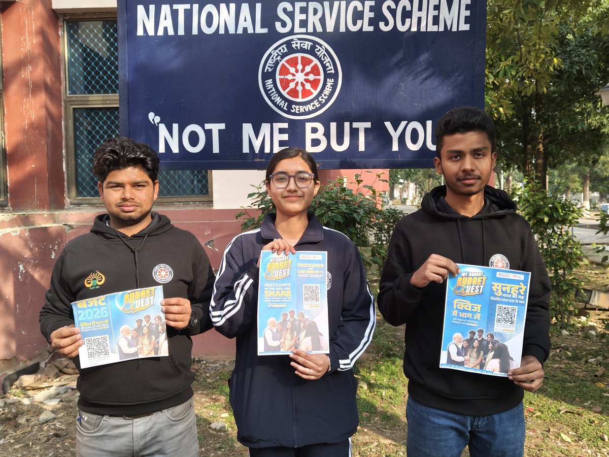 NSSsmvdu's tweet photo. NSS Volunteers of RD Delhi encouraging volunteers to participate in the MY BHARAT Budget Quest https://t.co/7DPtmr3oPW