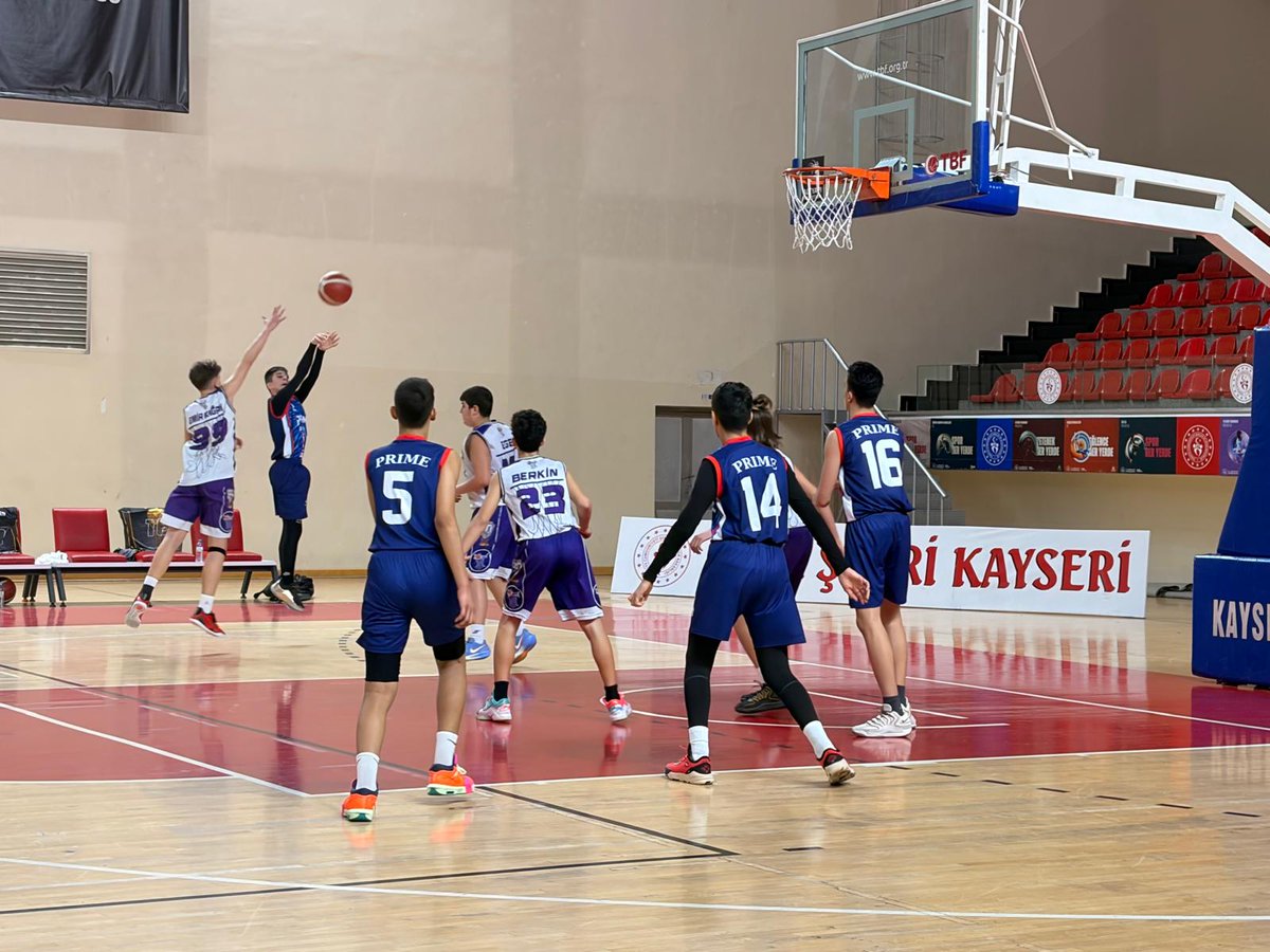 U14 Basketbol Bölge Şampiyonası Atatürk Spor Salonumuzda başladı.

Çok sayıda illerimizin katılımları ile gerçekleşecek olan Şampiyonda tüm takımlarımıza başarılar diliyoruz.