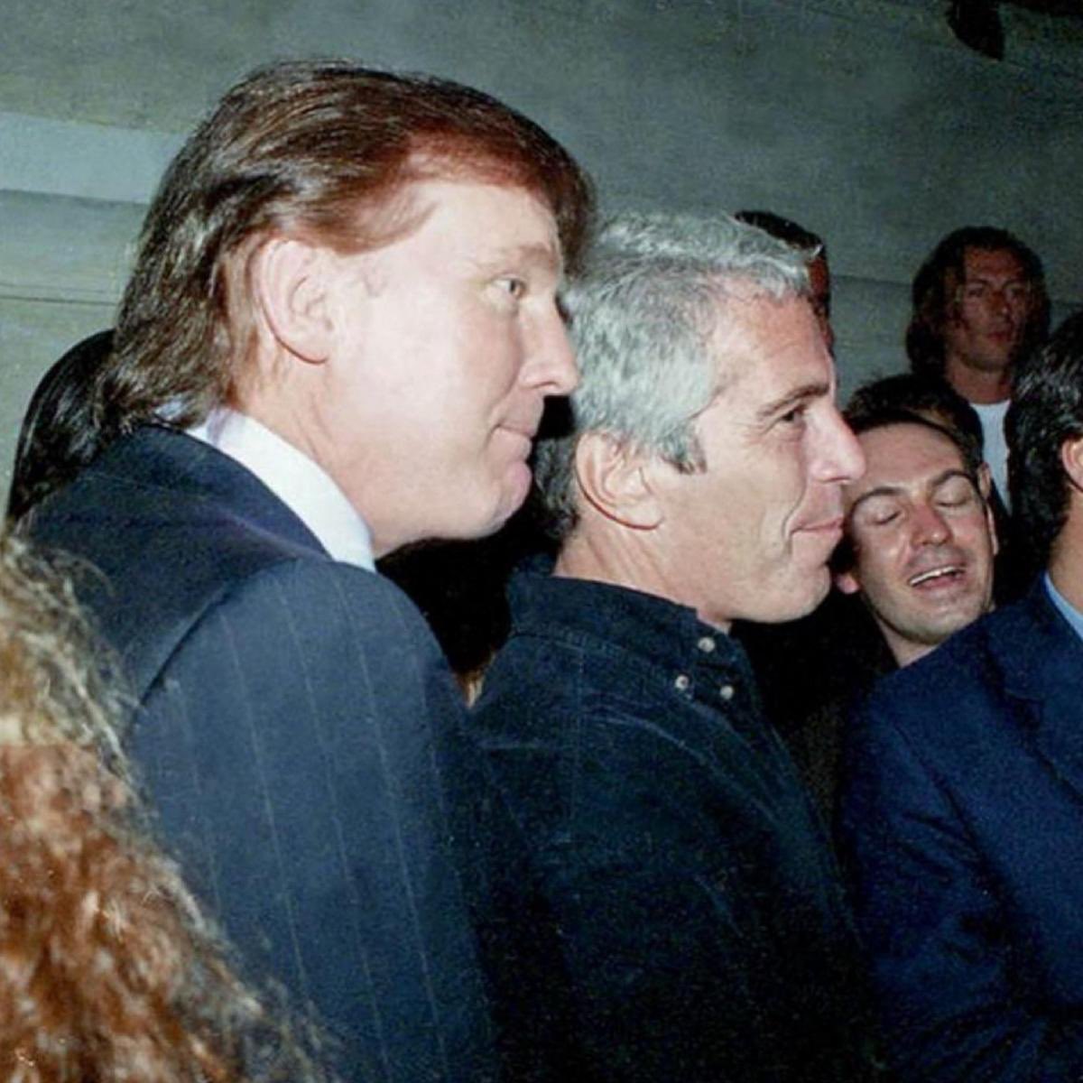 cryptorover's tweet image. 💥BREAKING:

Jeffrey Epstein said “I have met some very bad people, but none as bad as Trump.”