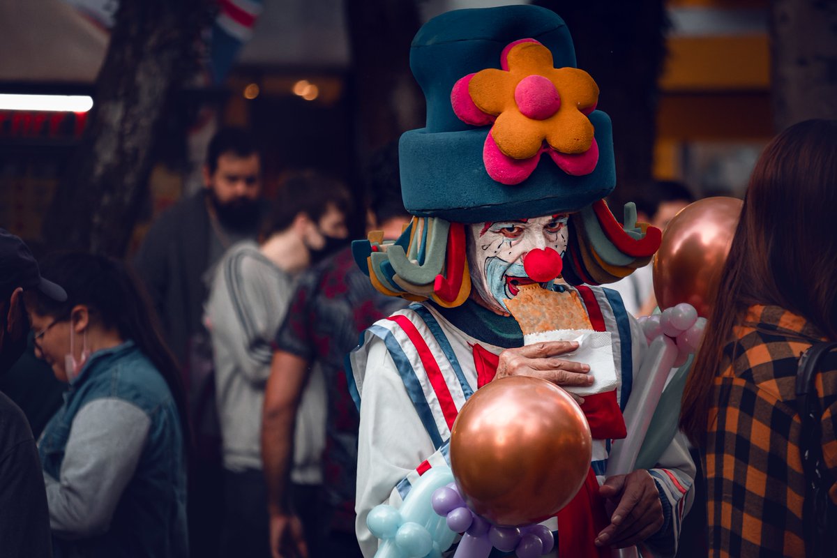 Everybody's talking at me
I don't hear a word they're saying
Only the echoes of my mind

People stopping, staring
I can't see their faces
Only the shadows of their eyes