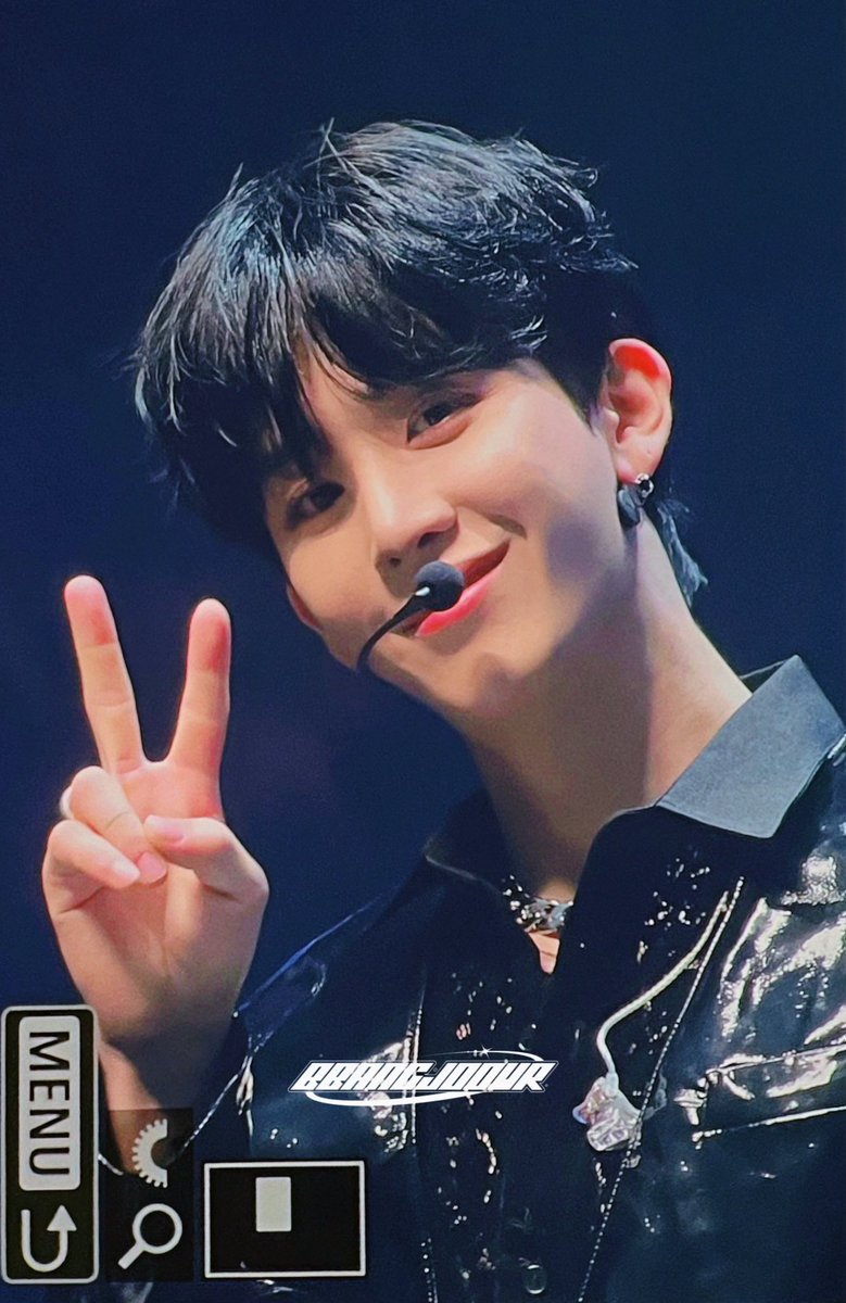 RAM_0108's tweet image. 이렇게 입꼬리 예쁜 사람 내 인생에 너 밖에 없었어