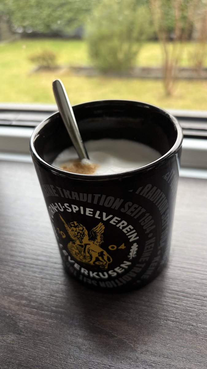 kolle77's tweet photo. Heute zählt nur eins, ein Sieg ! #Spieltagskaffee #DFBPokal #B04FCSP Und hoffentlich mal mit zwei guten Halbzeiten und nicht nur einer, keine Lust auf zittern heute ! #Bayer04 #ForzaBayer #stärkeBayer https://t.co/z6J85gzYV6