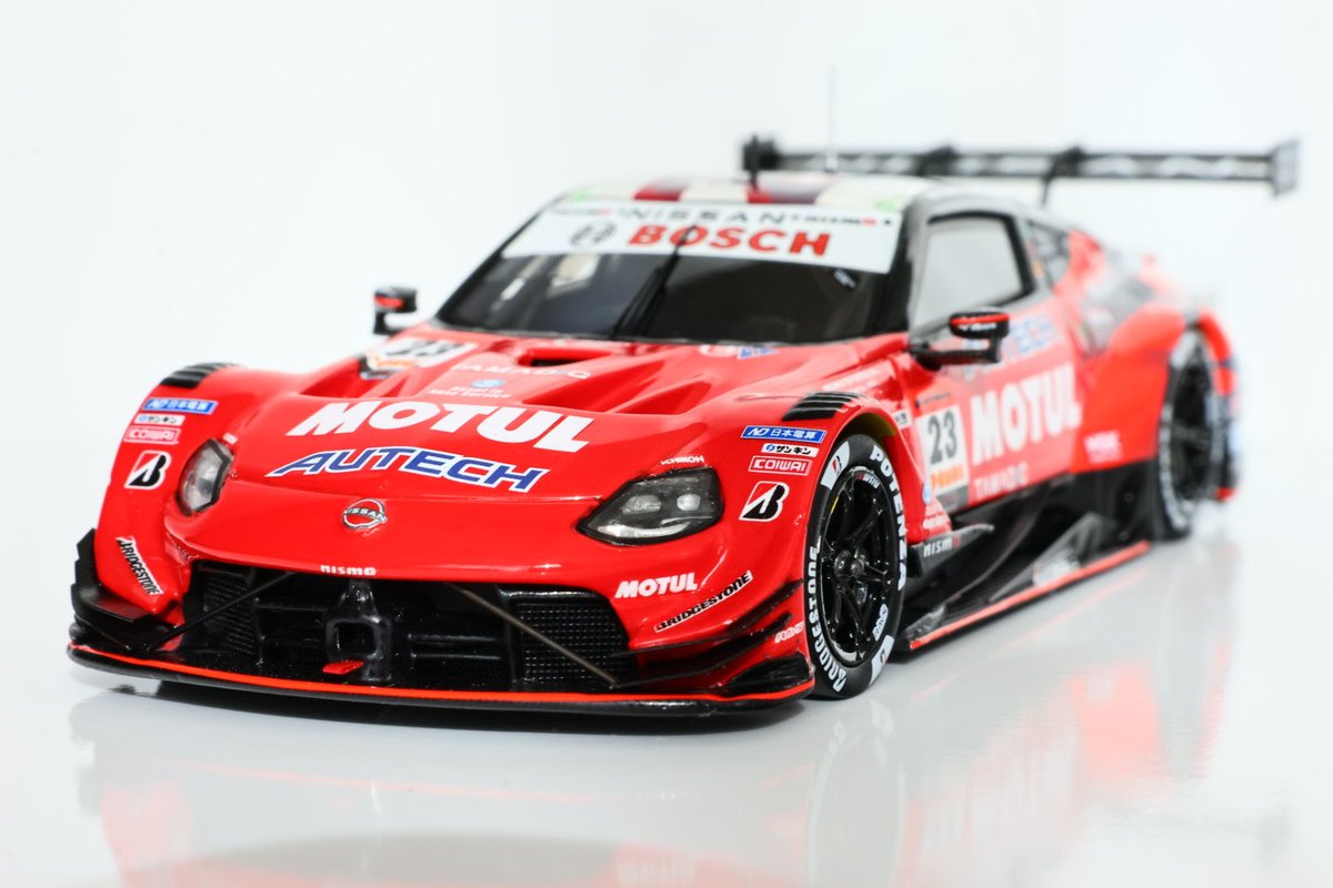 ニッサンの日ということで… Spark 1/43 MOTUL AUTECH Z - NISMO GT500