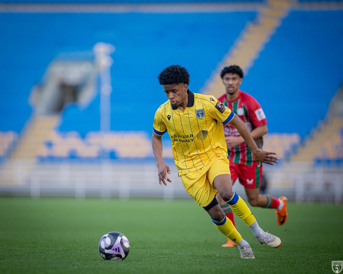 CHARAHILI_39 tweet media