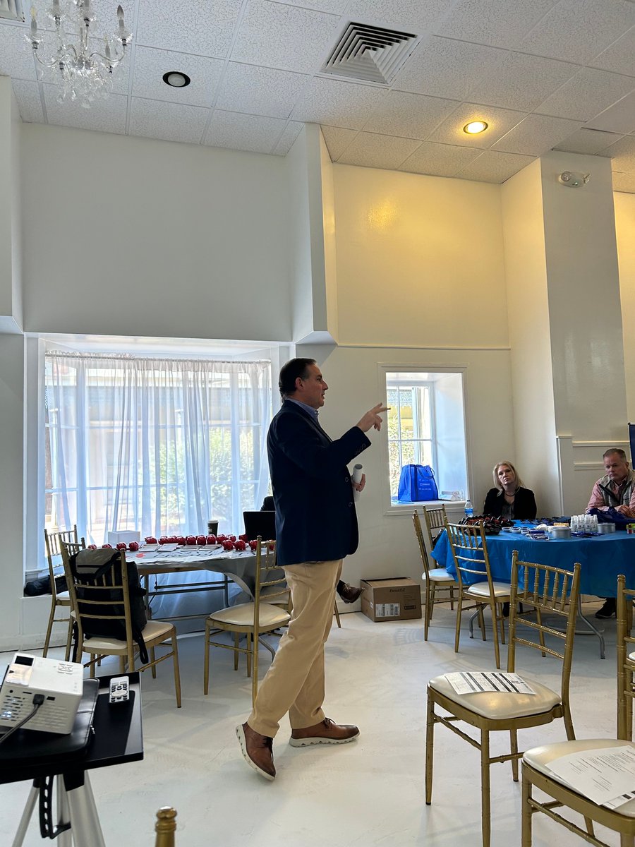 SmartChoiceWIN's tweet image. Great connections and conversations at the State Meeting in Montgomery, AL! Agents received valuable market insights, strong carrier support, and real tools to help their agencies grow. 

#SmartChoice #FastestGrowingAgencyNetwork #StateMeeting