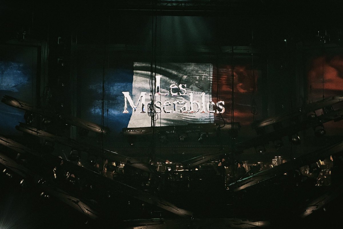 itssoggone's tweet photo. still on lesmis high 😭 #LesMisPH https://t.co/m43gMLYq4a