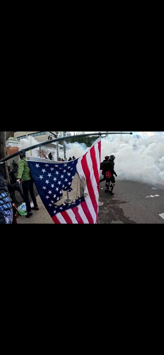 madk222's tweet photo. Yep, the US has really come to this!! https://t.co/Zoy2DeJGOW