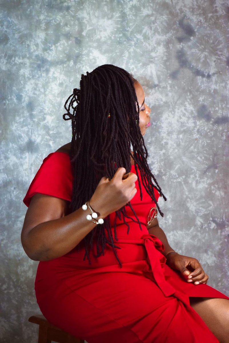 Dereal_ZAMI's tweet photo. My hair and weight loss journey.

Image 1
2021
Red dress.
Weighed 87KG
Dread locks

Image 2
2023
Black tube on blue jeans.
Weighed 62KG
No dread locks. 

Image 3.
2025
Wear Ghana gigi pants. 
Weighed 65KG
Re-attached my Dread locks. 

I moved from 85KG in June 2022 to 62KG in October 2022.

Are you looking for an inspiration to lose weight. Here you are.