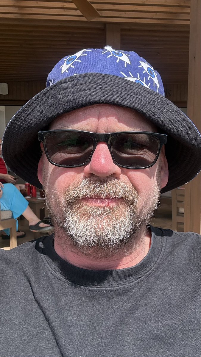 BassThumber's tweet photo. Kap Verde. Ska man köpa ett place här så är det nog nu man ska göra det https://t.co/j81YaQW6oX