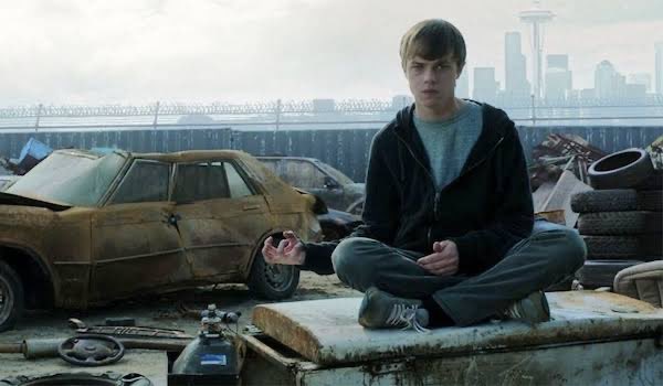hafilova's tweet photo. Hari ini, 14 tahun lalu “Chronicle” resmi rilis di bioskop. 

Salah satu edisi superhero movie terbaik yang gak bawa bendera Marvel atau DC. 

Film yang berasa mentah, gelap, dan juga sangat personal karena bukan tentang urusan nyelametin dunia, tapi diri sendiri. Disajikan mentah dalam gaya found-footage tentang apa yang mungkin terjadi ketika remaja-remaja labil dan rapuh dapat kekuatan super yang gak bisa mereka kendalikan.