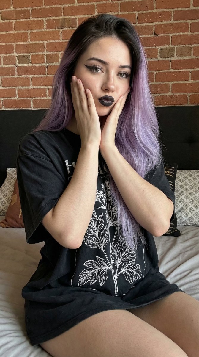 Violet Hex 🖤 tweet media