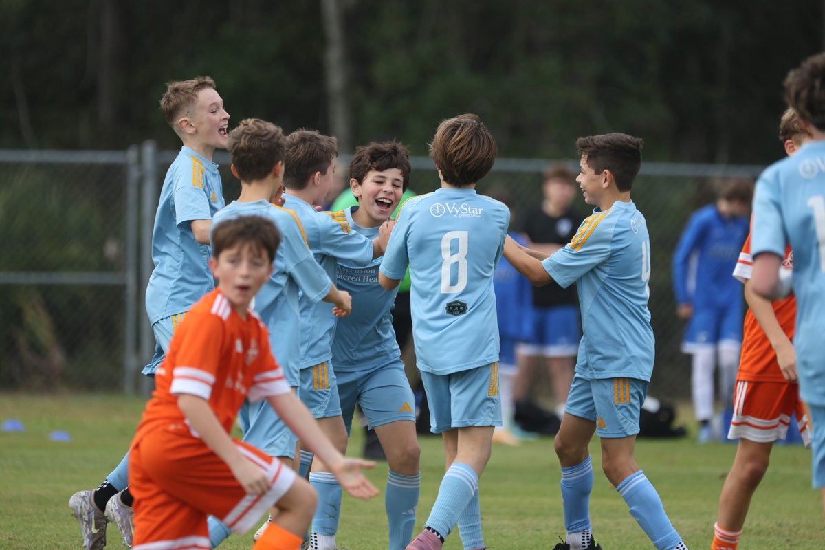 tally_soccer's tweet photo. 📸 PHOTO DUMP 📸

No better way to start the day than a few shots from our last tournament! 

2013 ECNL RL Boys in action! 

Credit: @PenguinTLH

 #SportingTLH
#TallahasseeSoccer https://t.co/U7HBa4prKL