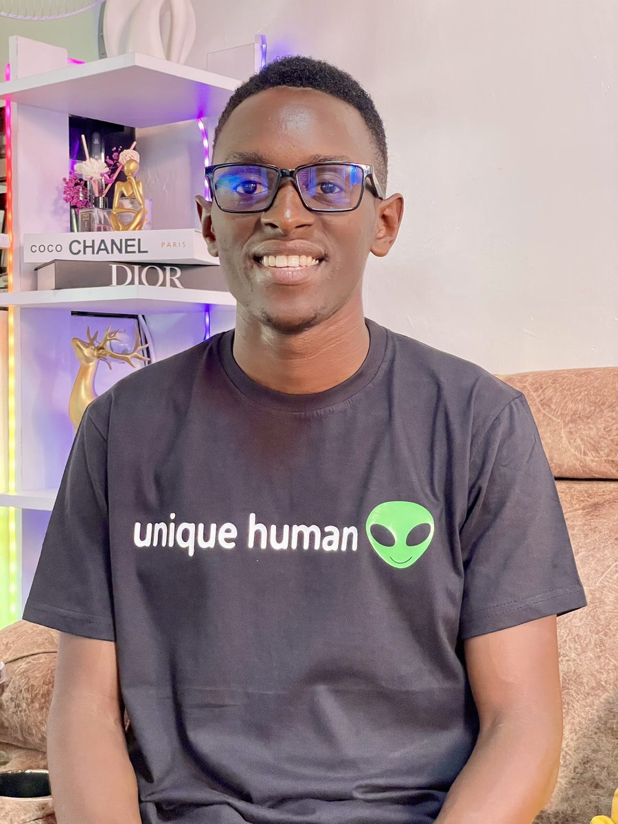 helloo, unique humans👋