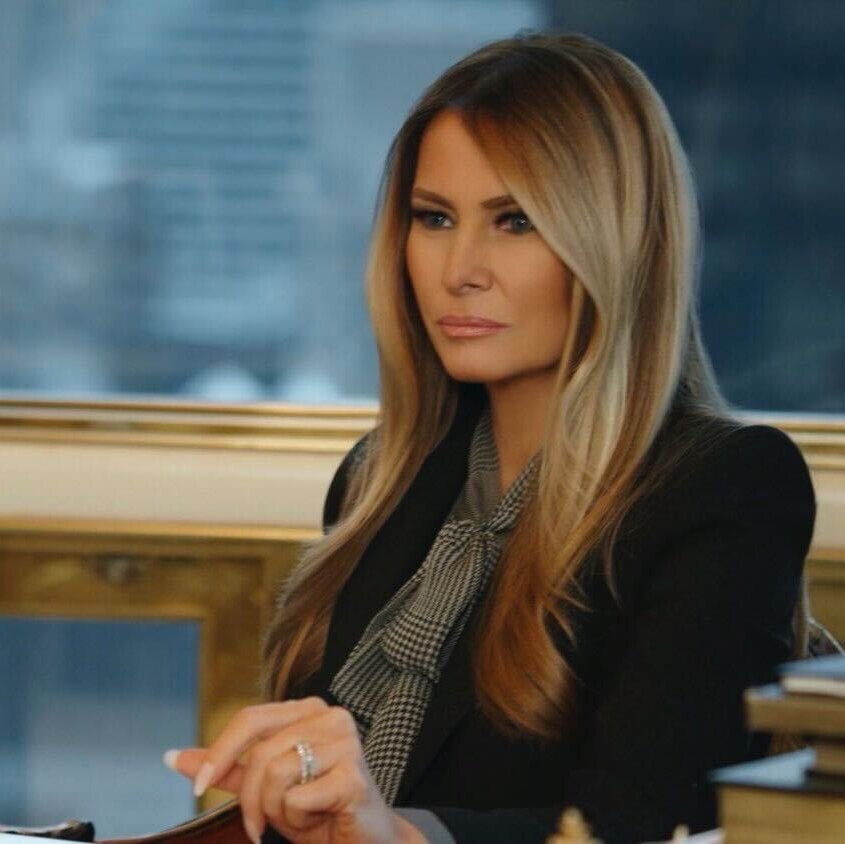 MELANIAJTRUMP's tweet image. 🚨 BREAKING: First Lady Melania Trump to Meet Freed American-Israeli Hostage Keith Siegel for Private Sit-Down Conversation on Wednesday, February 4, 2026, at 1:15 PM EST.