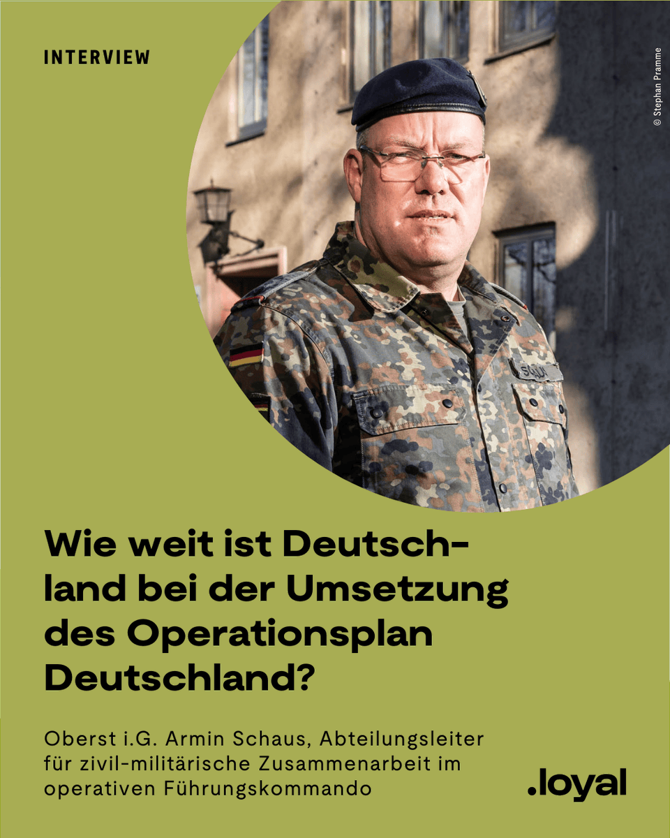 loyalmagazin's tweet photo. ❓ Wie weit ist die #Bundeswehr bei der Umsetzung des „#Operationsplan Deutschland“? Überraschend weit. Das geht aus dem Interview mit Oberst i.G. Armin Schaus, Abteilungsleiter für „zivil-militärische Zusammenarbeit“ im Operativen Führungskommando in Berlin, hervor.
👉 Kooperations- und Vorhaltevereinbarungen mit den betroffenen Unternehmen entlang der Transitrouten der Truppen wurden zum Beispiel bereits geschlossen. Schaus geht davon aus, dass bis zu 800.000 verbündete Kräfte mit schwerem Gerät durch Deutschland an die Ostflanke durchmarschieren müssen. „Wir haben uns in
den vergangenen Monaten darum gekümmert, die gesamte Logistik entlang der geplanten Transportrouten zu organisieren“, sagt er.
❗ Von welchen Szenarien die Bundeswehr bei einer Eskalation mit Russland ausgeht und wie sie sich darauf vorbereitet: 👉 https://t.co/ZiGuLbSspo
>> Wir sind das Magazin von @DieReserve <<