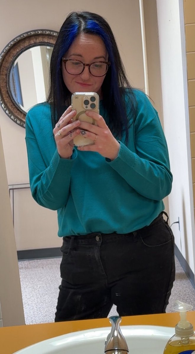 Taylor ツ tweet media