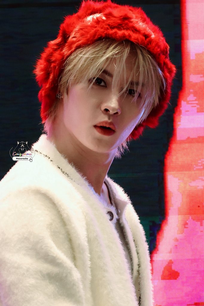 Stayuma_meow's tweet photo. 20251102 KMS3.0 fansign in Shanghai

#리노 #leeknow #リノ #李旻浩
#스트레이키즈 #스키즈 #straykids https://t.co/YuqeoHByuu