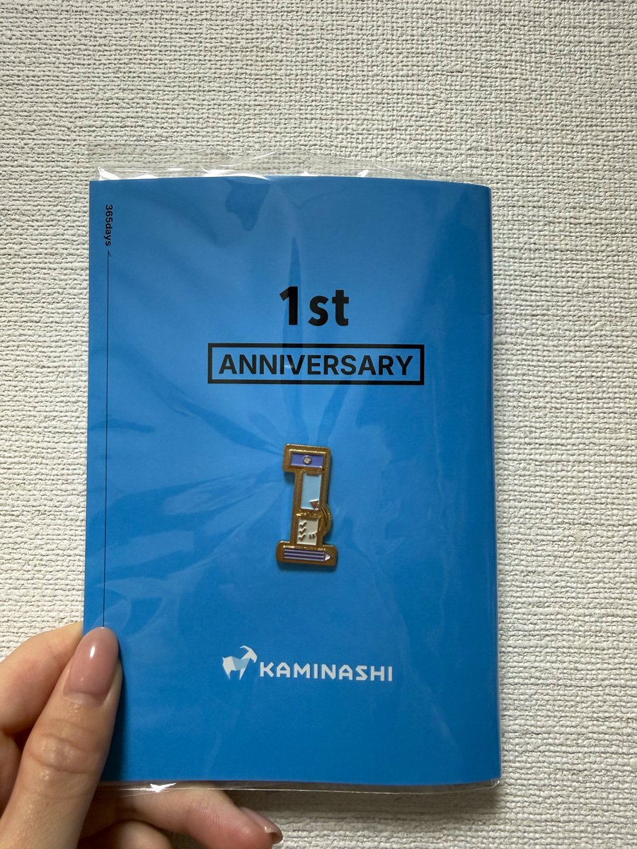 この日から1年！😚
とってもかわいいバッチがおうちに届きました🫶🏻
たくさん学んで楽しいこともあれば、力不足を感じて落ち込むこともあり、とにかく必死な1年だった気がする💭
2年目も頑張ります！💪🏻