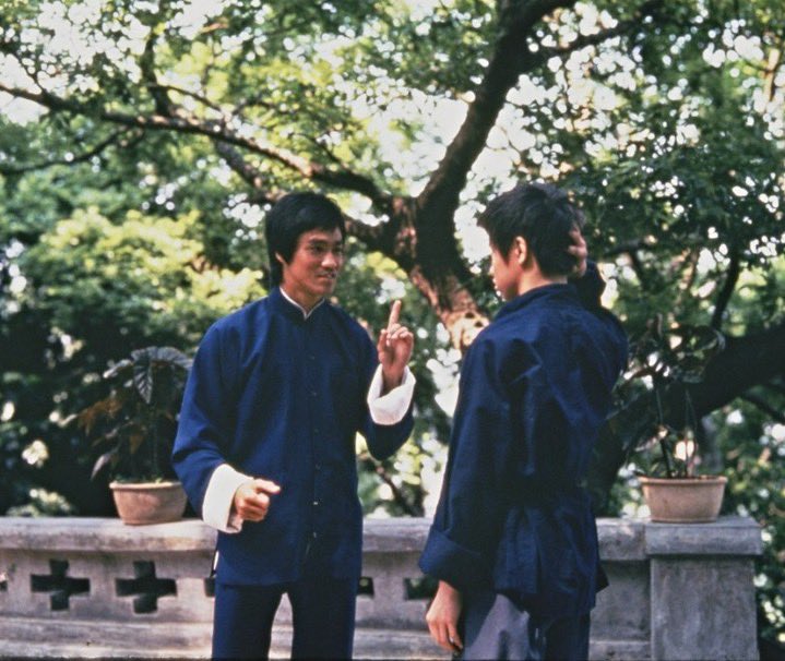 brucelee's tweet photo. It is like a finger pointing a way to the moon. Don’t concentrate on the finger or you will miss all that heavenly glory. https://t.co/aRmGl1pCyy