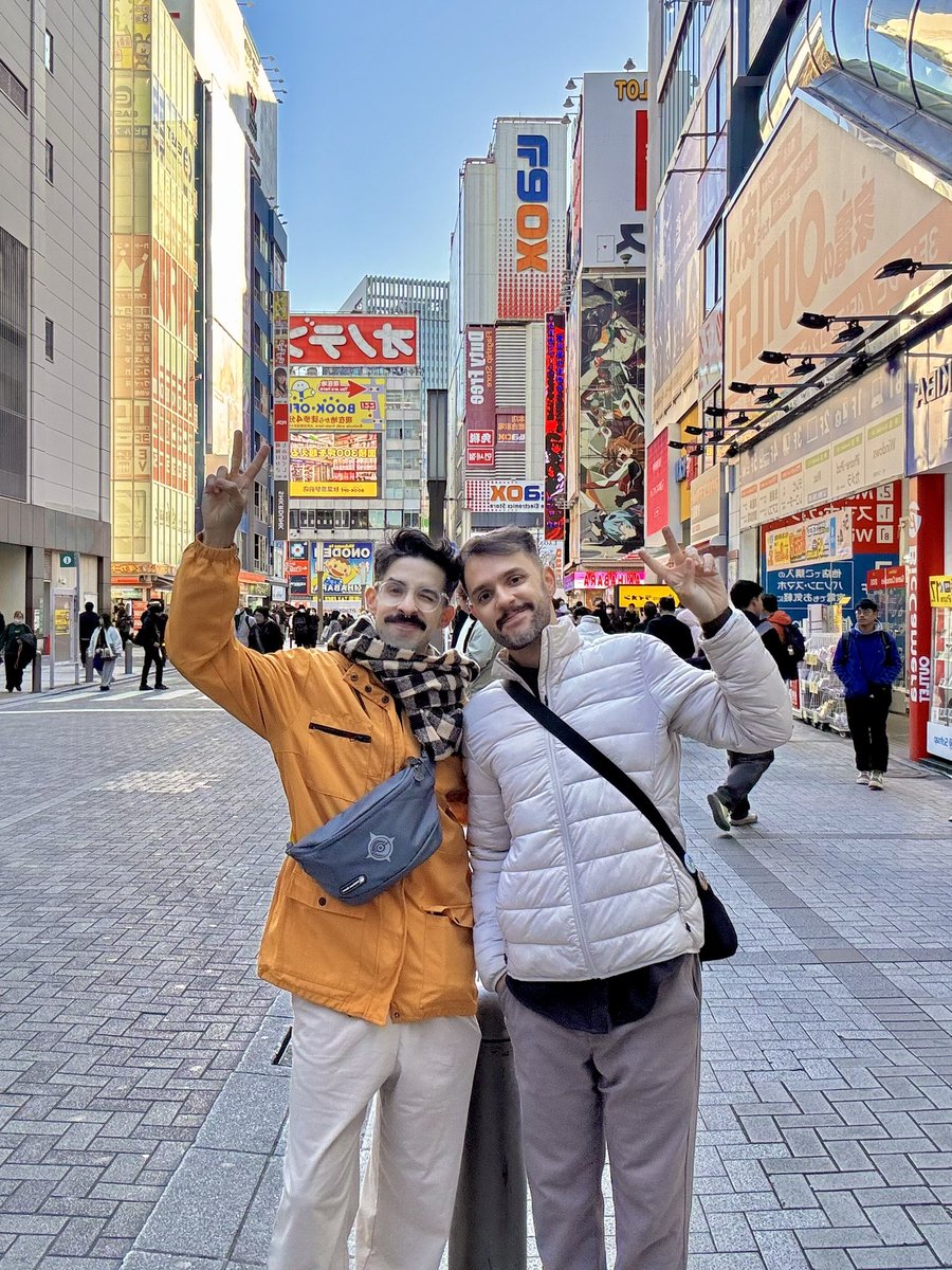 📍Akihabara ✌︎('ω')✌︎