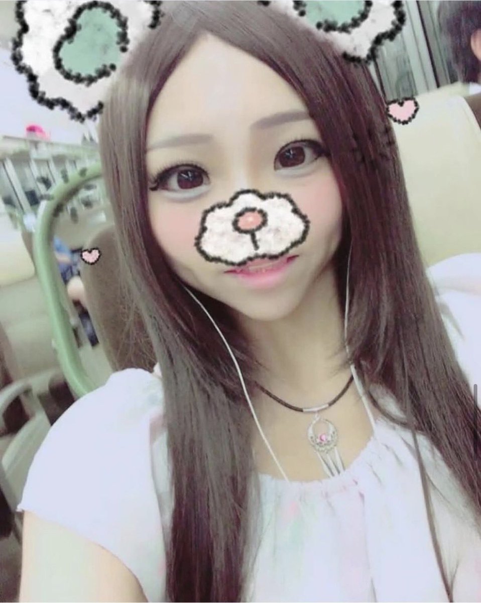 Minnie_chan0303's tweet photo. 初めまして😊るなです🍑
大阪に住んでます(´・ω・｀)
日常の事とか色々書いていきます🍀*゜
お楽しみに♥️ https://t.co/S6Ua0fkx3U
