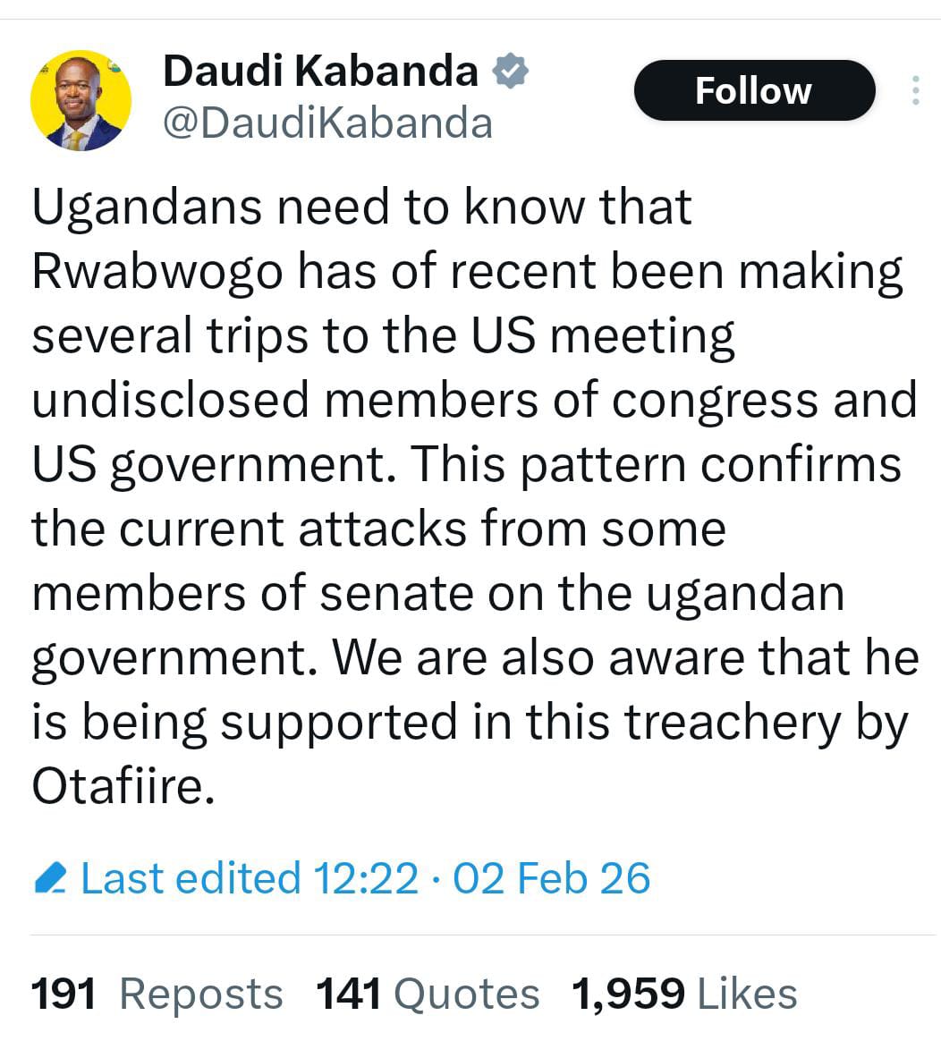 flashfmrw's tweet image. Umunyamabanga w'ihuriro Partiotic League of #Uganda ry'urubyiruko rushyigikiye jenerali Muhoozi #Kainerugaba, arashinja umukwe wa perezida #Museveni, bwana Odrek Rwabwogo kuba mu mugambi wo gushaka kugirira nabi ubutegetsi bwa sebukwe afashijwe na ministri w'umutekano w'imbere mu