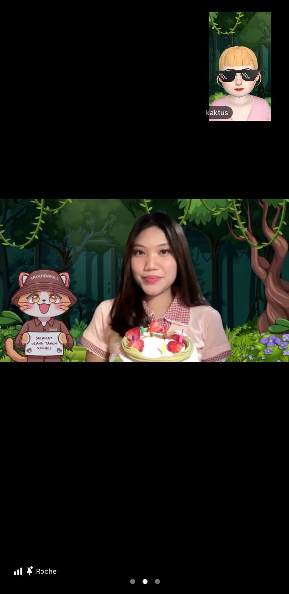 notrealcactuss's tweet photo. happy bday queen roche 💚🩷
dan apresiasi besar utk @Ultrastroberi__ dan @4rochenroll yg sudah mengadakan virtual birthday party ini. u guys are the best 🫶🏻

#HappyRocheDay 
#Roche20thAdventure https://t.co/OtmdrAqd20