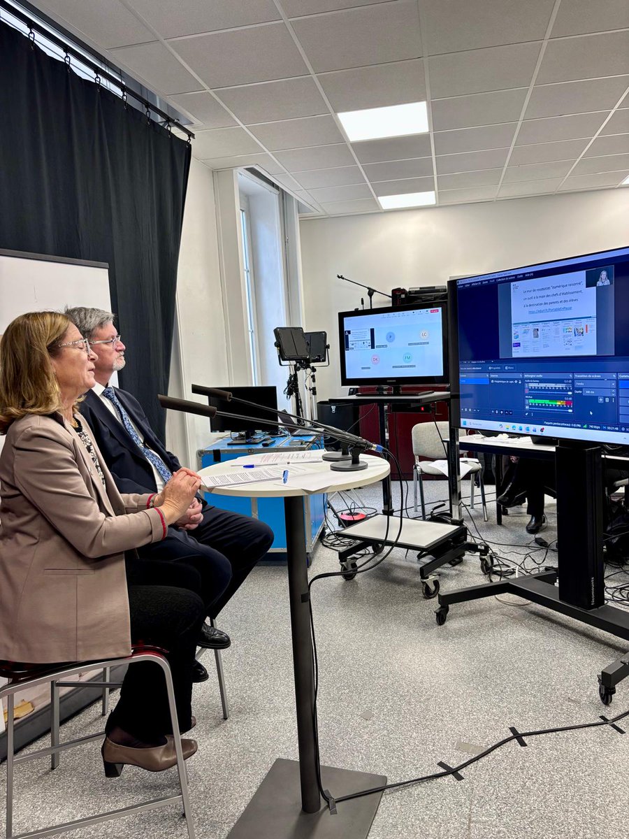 Académie de Lyon tweet media