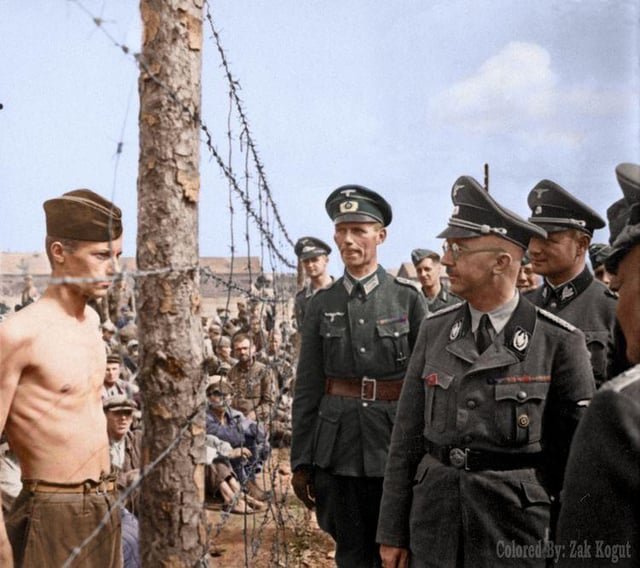 Actualmente EEUU tiene secuestrados a más de 73.000 inmigrantes en los campos de concentración del ICE, la mayor cantidad en su historia.

En agosto de 1939, antes del inicio de la Segunda Guerra Mundial, los campos de concentración de Hitler albergaban a 21.000 prisioneros.