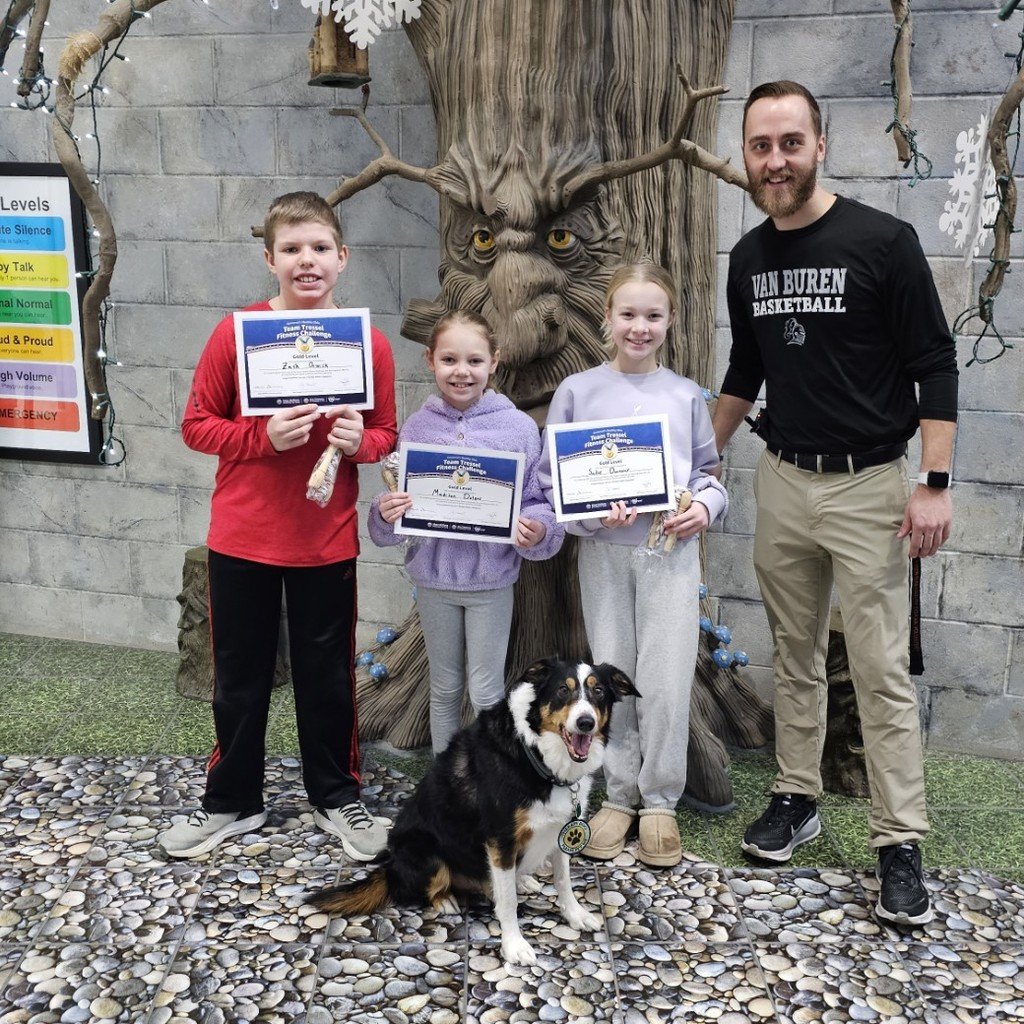 Congrats to Zach, Madison, &amp; Sadie for completing the 1st round of the Team Tressel Fitness Challenge!

#BeABlackKnight
