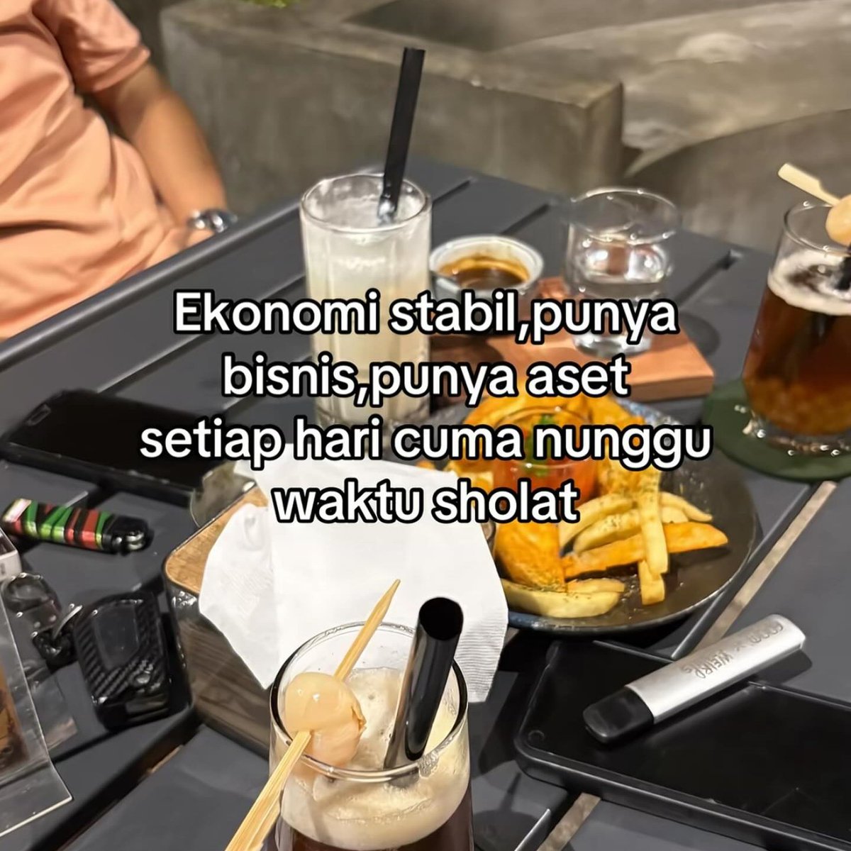 poconxg's tweet image. Manifesting