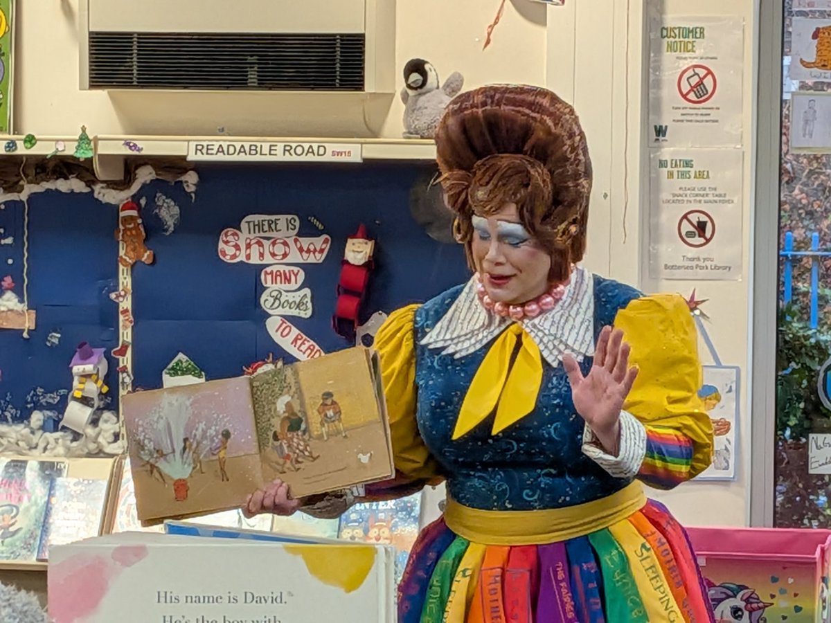 Battersea Park Library tweet media