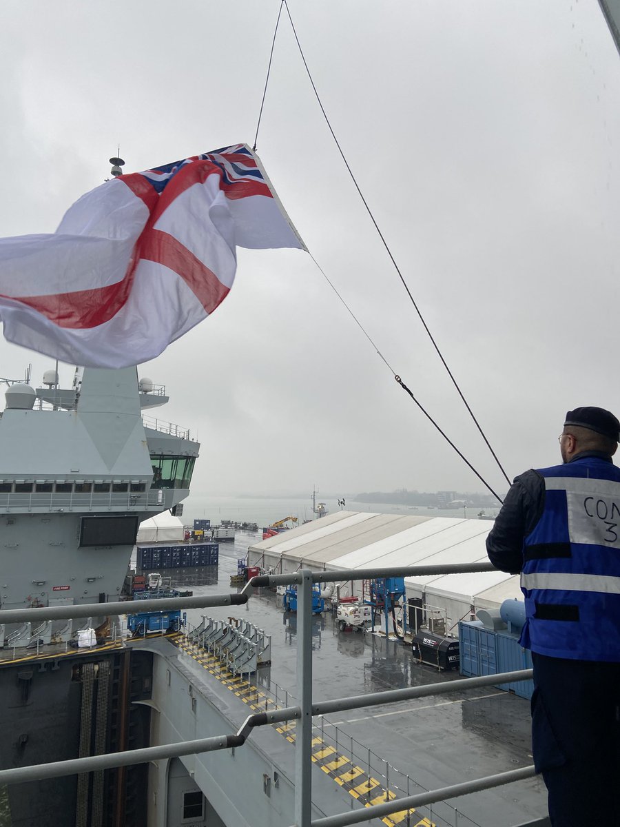 HMS Prince of Wales tweet media