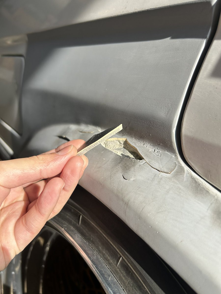 すけキン板金ページ 板金のハズレ業者怖すぎるけど素人だと判断しようがない… 気づいた