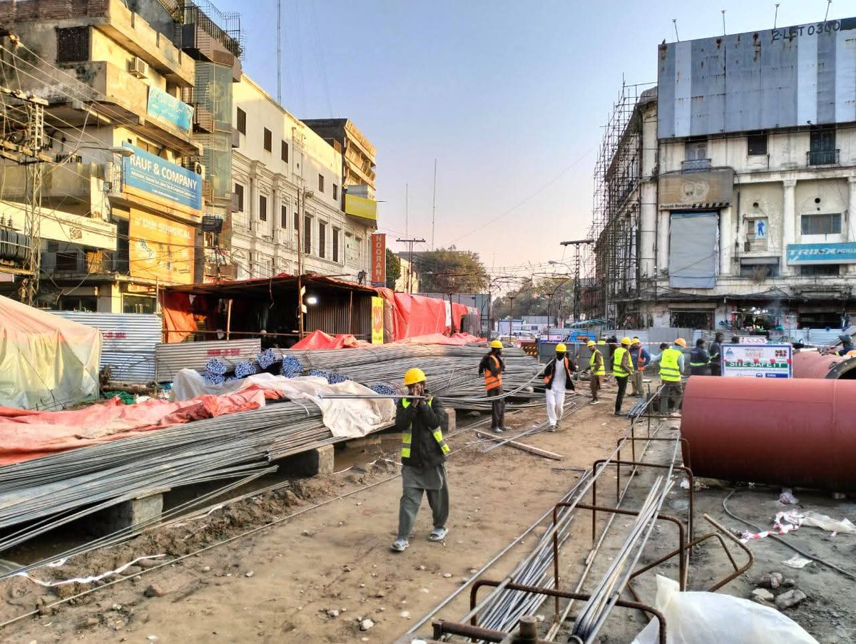 developingpak's tweet photo. Restoration work is in progress at Neela Gumbad.
© Walled City Lahore Authority
#walledcityoflahore #neelagumbad #restorationwork #heritageinfocus #Lahore #Punjab #Pakistan 🇵🇰 https://t.co/2GEWPzR13v
