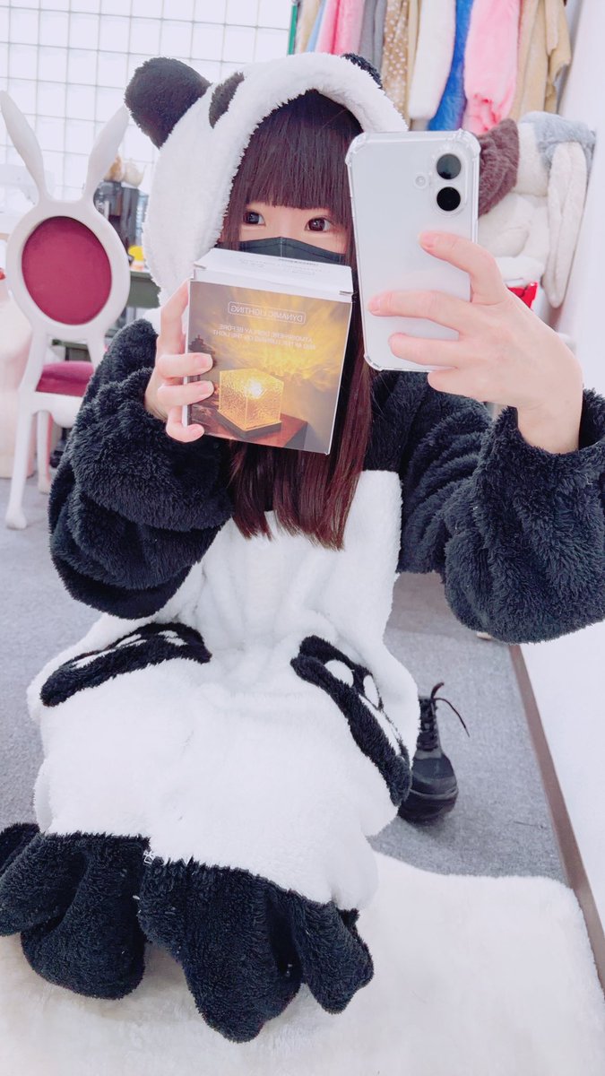 誕生日プレゼントありがとうございます！！！ライトも🐼もガーターも