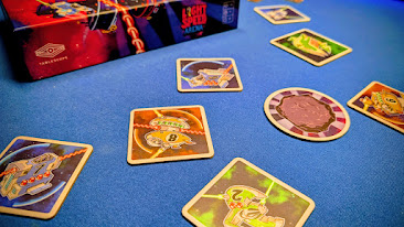 Monday Boardgaming Night : 
- 2 x Lords of the Rings : Duel + extension 😍
- Covenant 😍😍
- Light Speed Arena 🤔