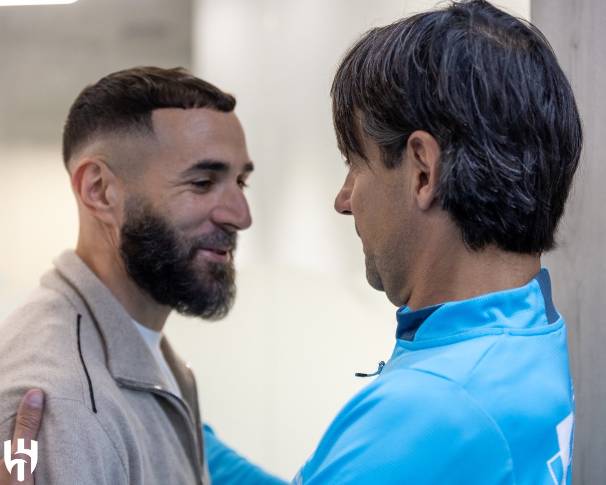 تـ!رقو tweet media