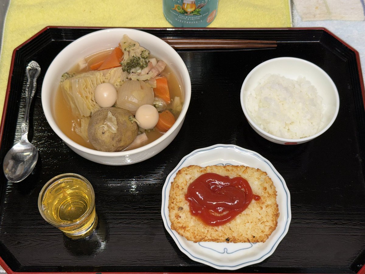 clover4_subaru's tweet photo. 20260203
#今日の夕飯とお酒
先日の残り物の #ポトフ
#冷凍のハッシュドポテト
今夜のお酒は #SAPPORO #WhiteBeer を #コパドア の #銅タンブラー で戴きました❣️ https://t.co/70lfrj2lpe