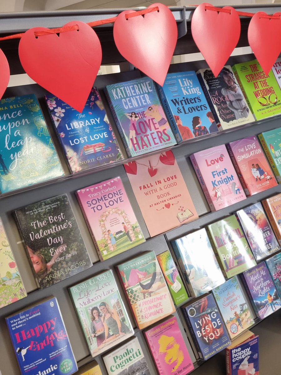 HaltonLibraries's tweet image. 💕February is the month of 💕 . At Halton Libraries we have a selection of cosy romance, thrillers to die for❣️horror to sink your teeth into 🧛‍♂️and science fiction that’s out of this world 🪐. Pop along  for a blind date with a book and fall  in love with reading 💕HH