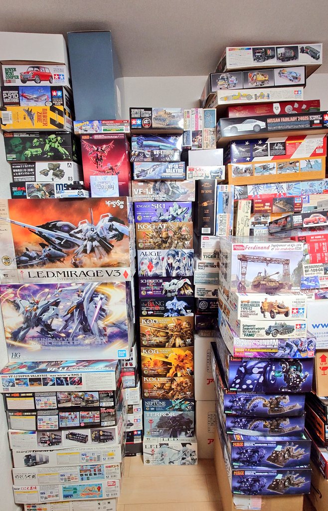 積みプラの日 なるほど つみ(2.3) か🤣 今はほぼダンボールに入って
