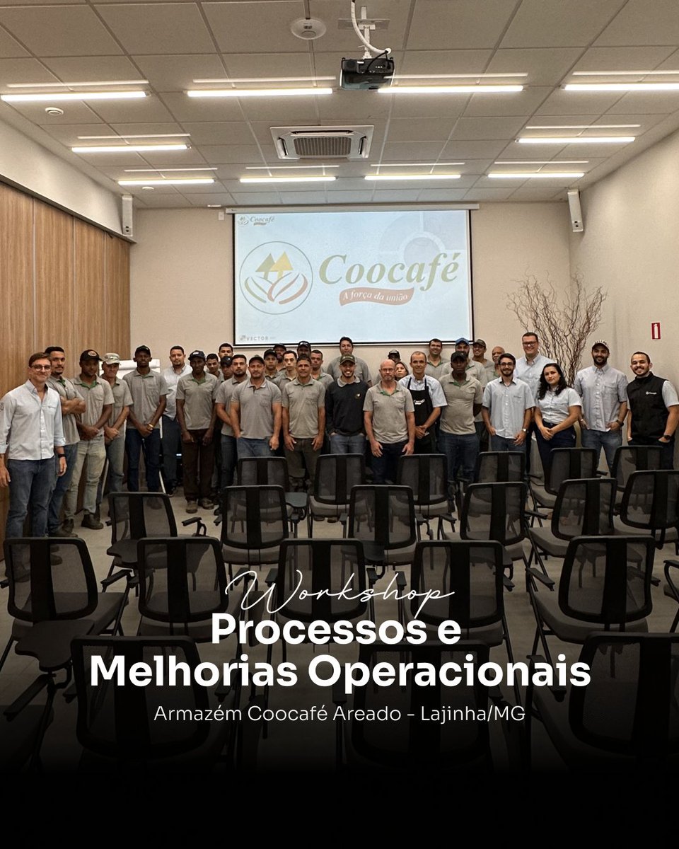 coocafebr's tweet photo. 🧭 Quando todos caminham na mesma direção, o resultado aparece. 

O Workshop de Processos e Melhorias Operacionais, no Armazém Coocafé Areado, foi mais um passo importante na construção de uma operação cada vez mais eficiente, alinhada e preparada para os desafios do dia a dia. https://t.co/UNzRXEFX8r