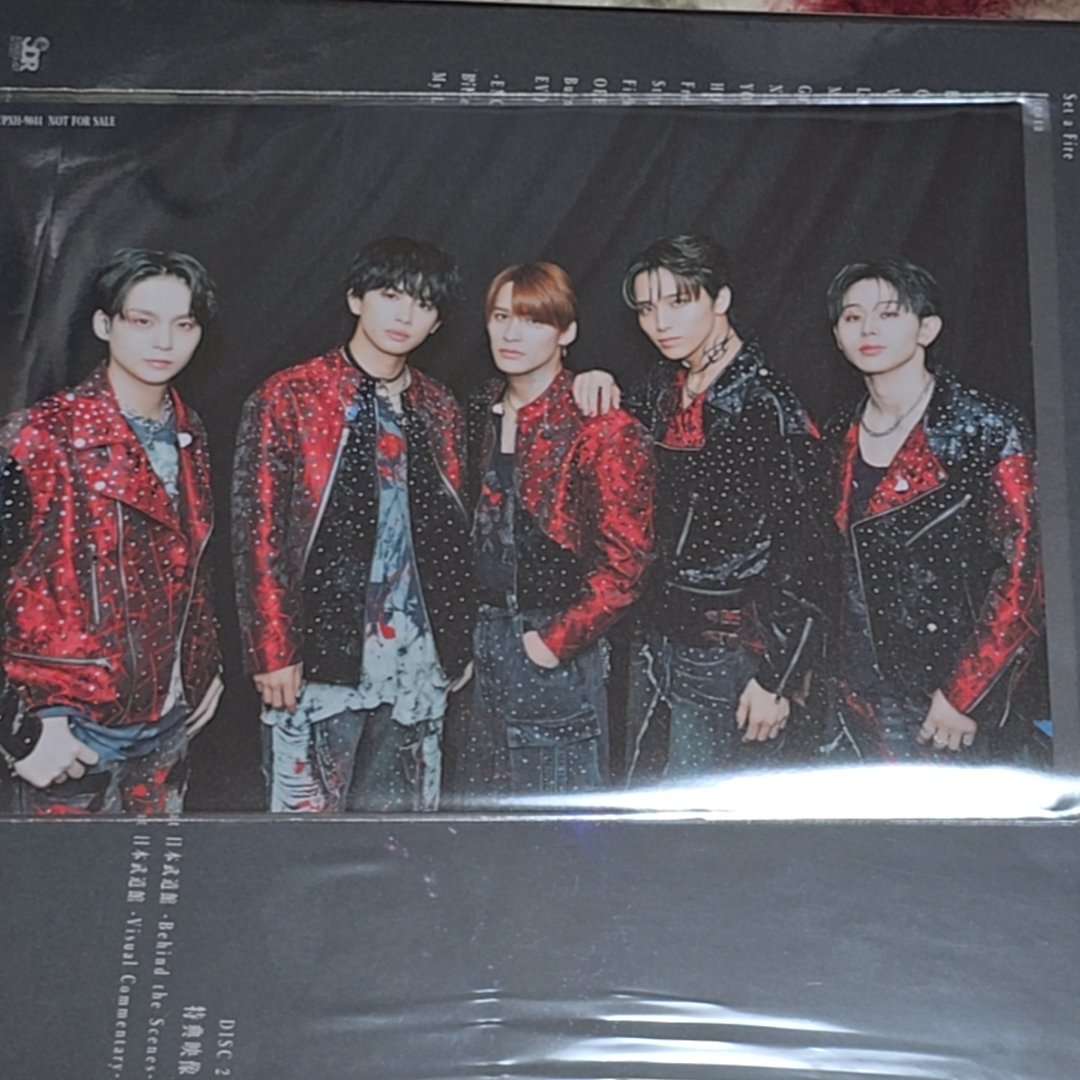 𖡼.𖤣𖥧 tweet media