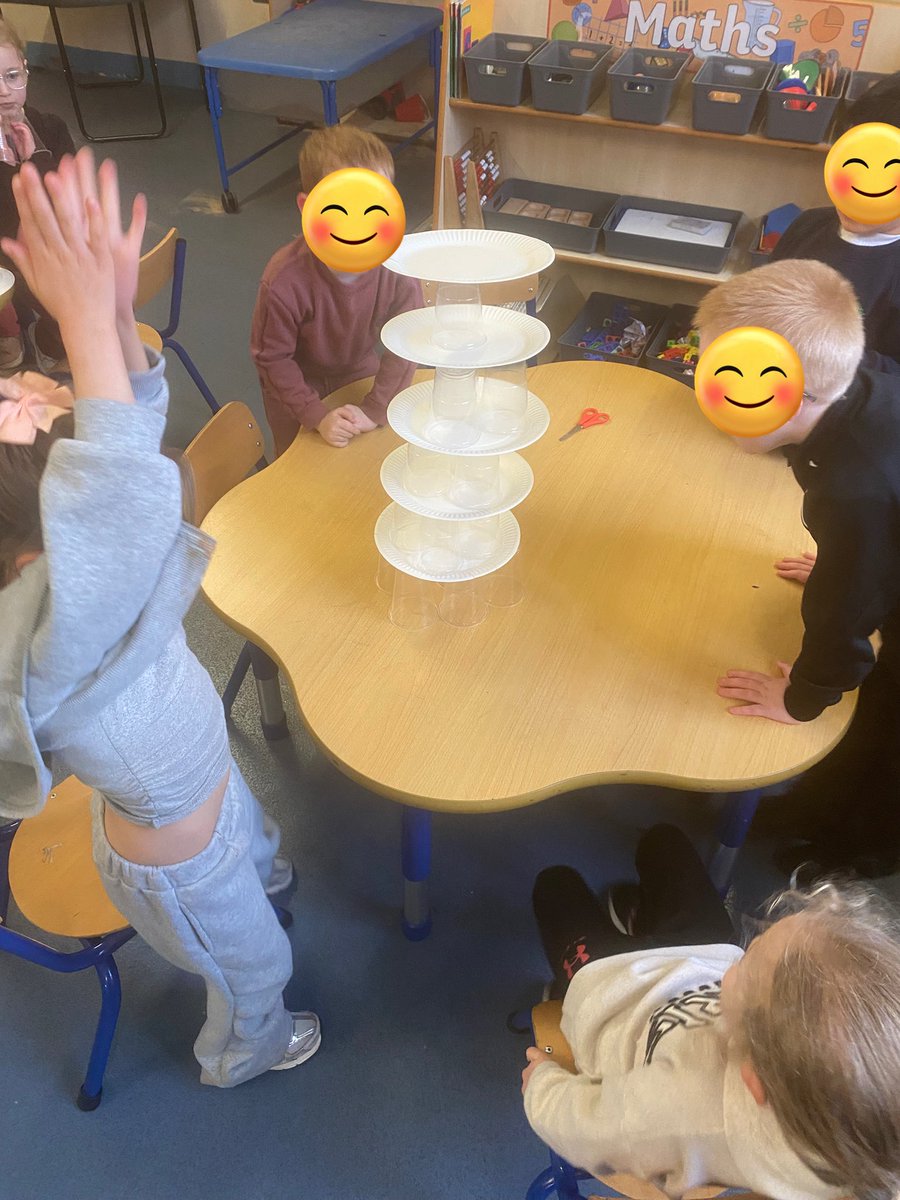 #Reception have started their afternoon off with a bit of team building! #PSE #Pearl ✨🥳