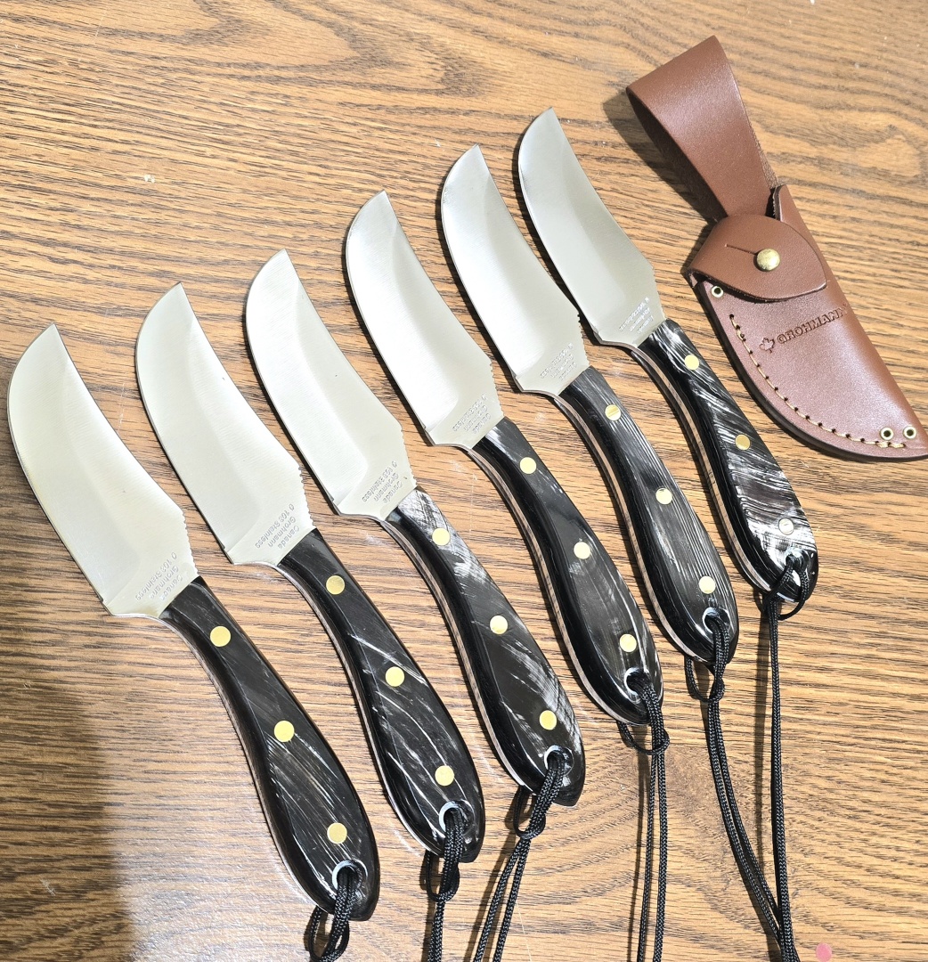 grohmannknives's tweet image. The girls have a great new lineup of Half Price Seconds! Call or drop an email if there is something you've been waiting for!  gknives.com  info@visitgk.com #madeincanada #knife #hunting #cooking