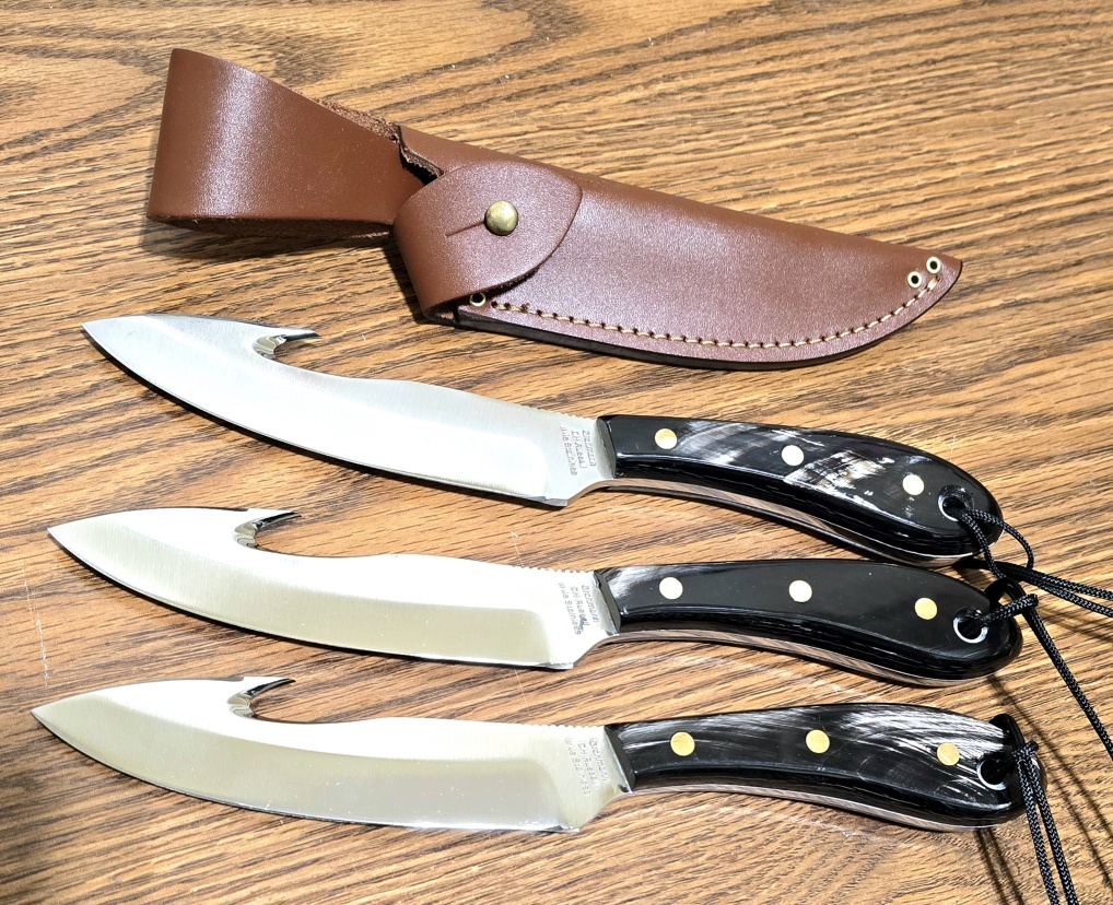 grohmannknives's tweet image. The girls have a great new lineup of Half Price Seconds! Call or drop an email if there is something you've been waiting for!  gknives.com  info@visitgk.com #madeincanada #knife #hunting #cooking