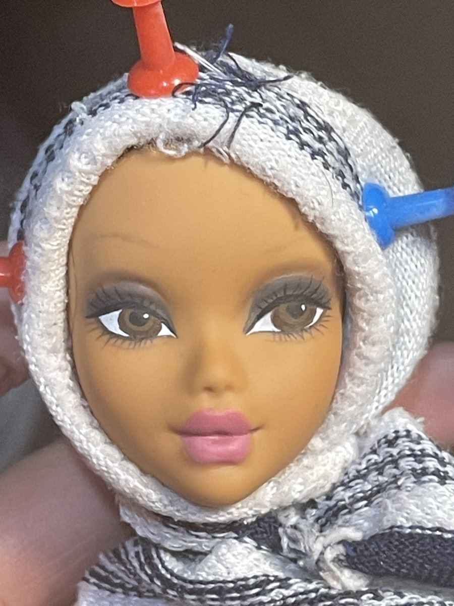 I was just fucking around w my paint but why is she lowk fab asf